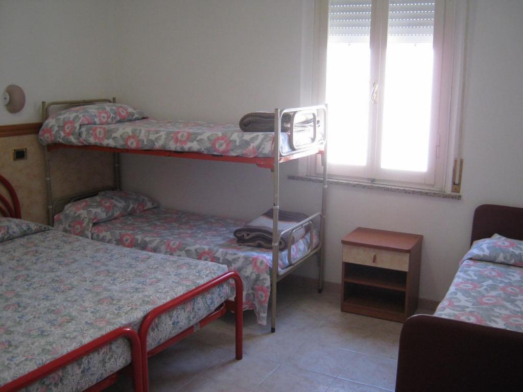 Hotel Parigi Rimini Zimmer foto